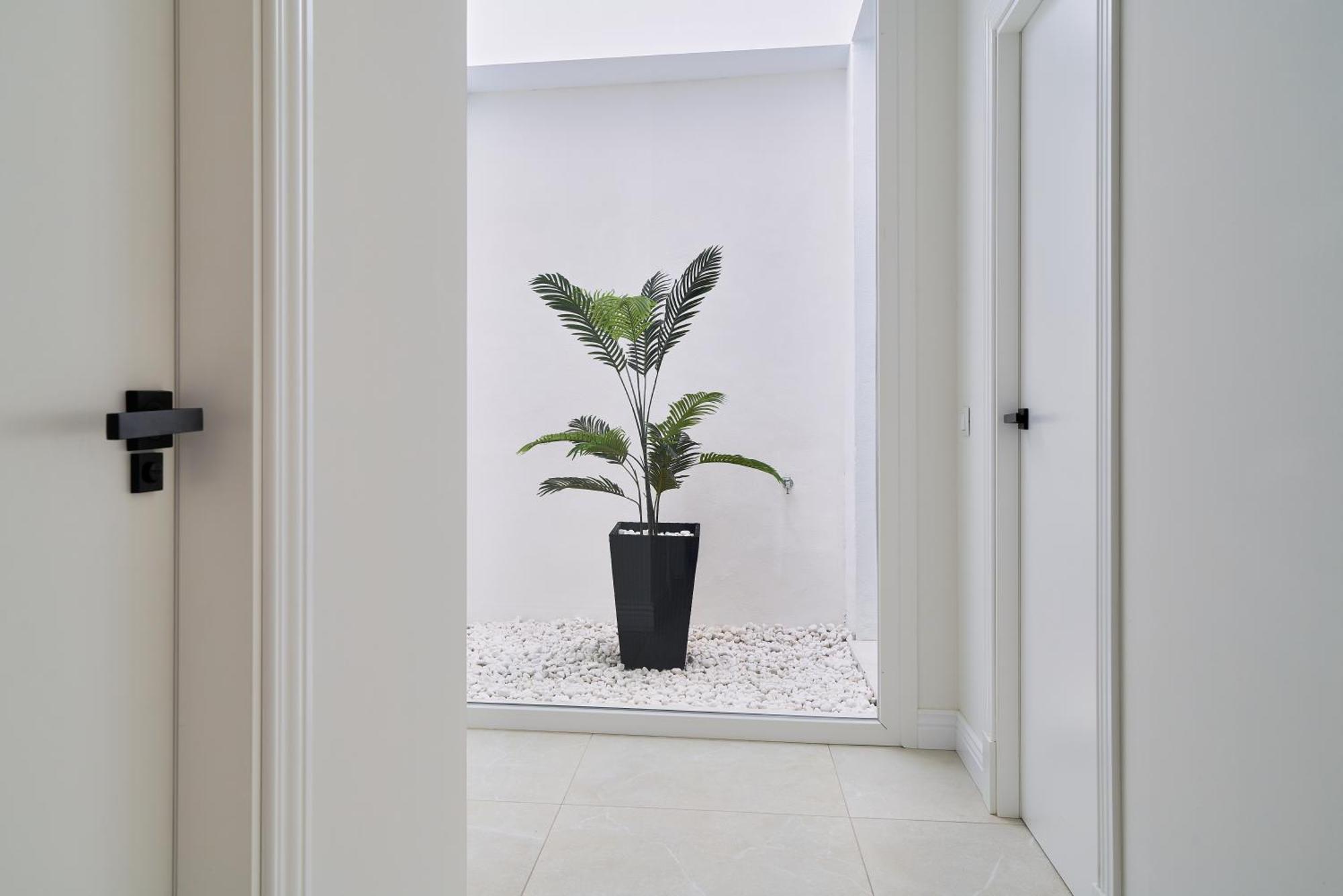 Sun-Kissed Getaway Apartment Malaga Bagian luar foto