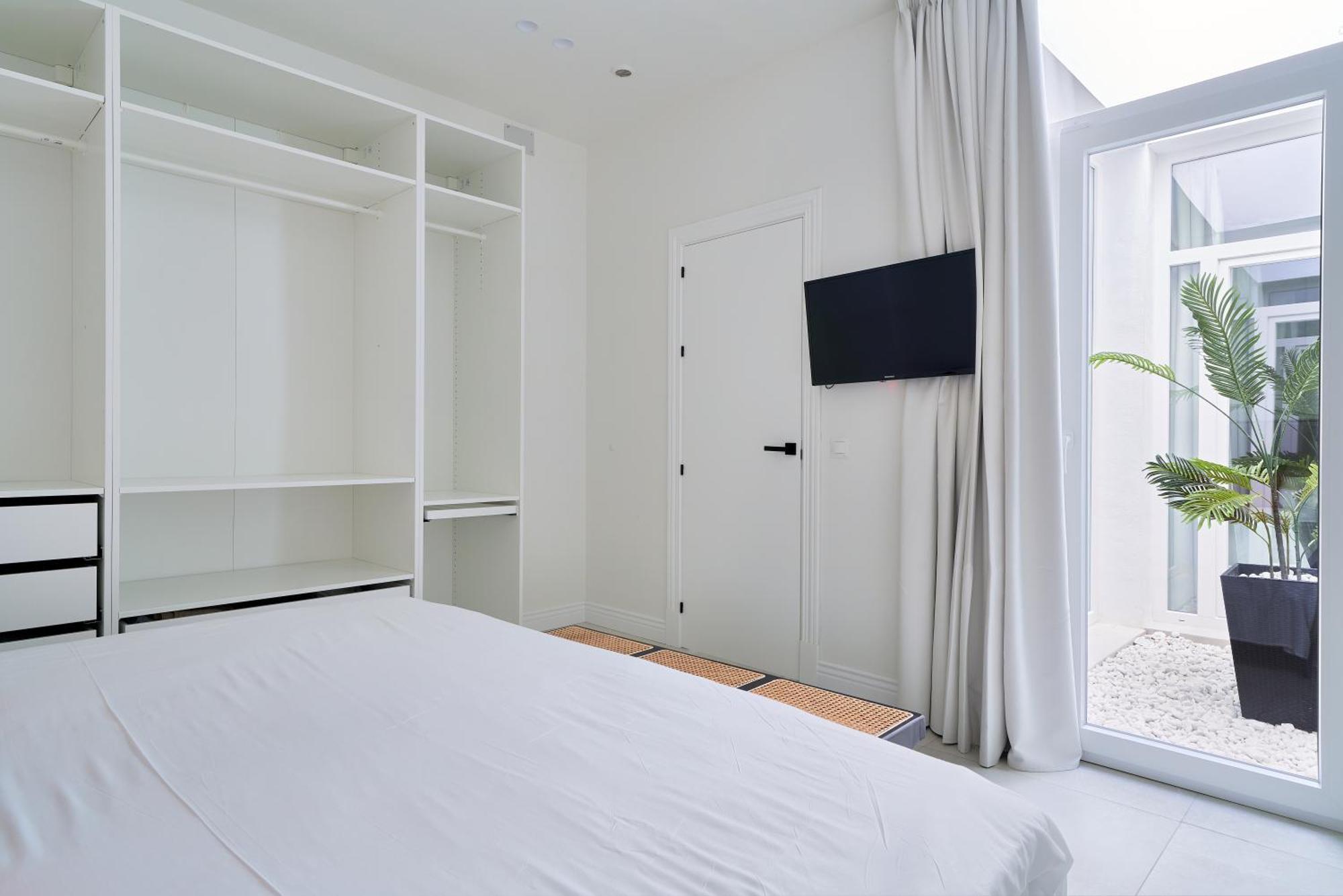 Sun-Kissed Getaway Apartment Malaga Bagian luar foto