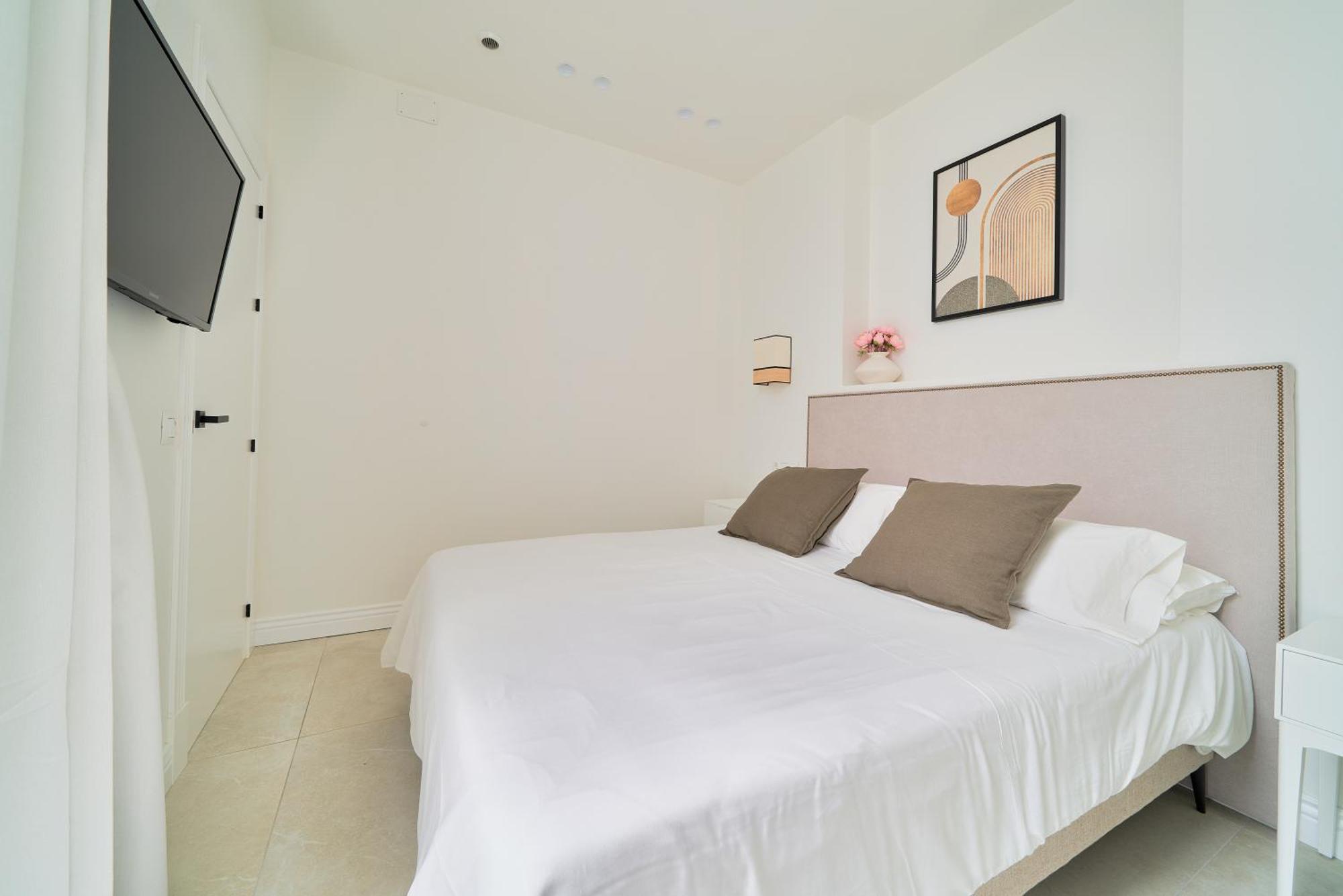 Sun-Kissed Getaway Apartment Malaga Bagian luar foto