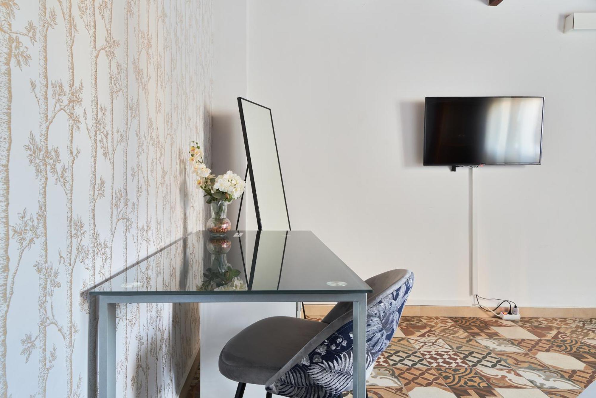 Sun-Kissed Getaway Apartment Malaga Bagian luar foto