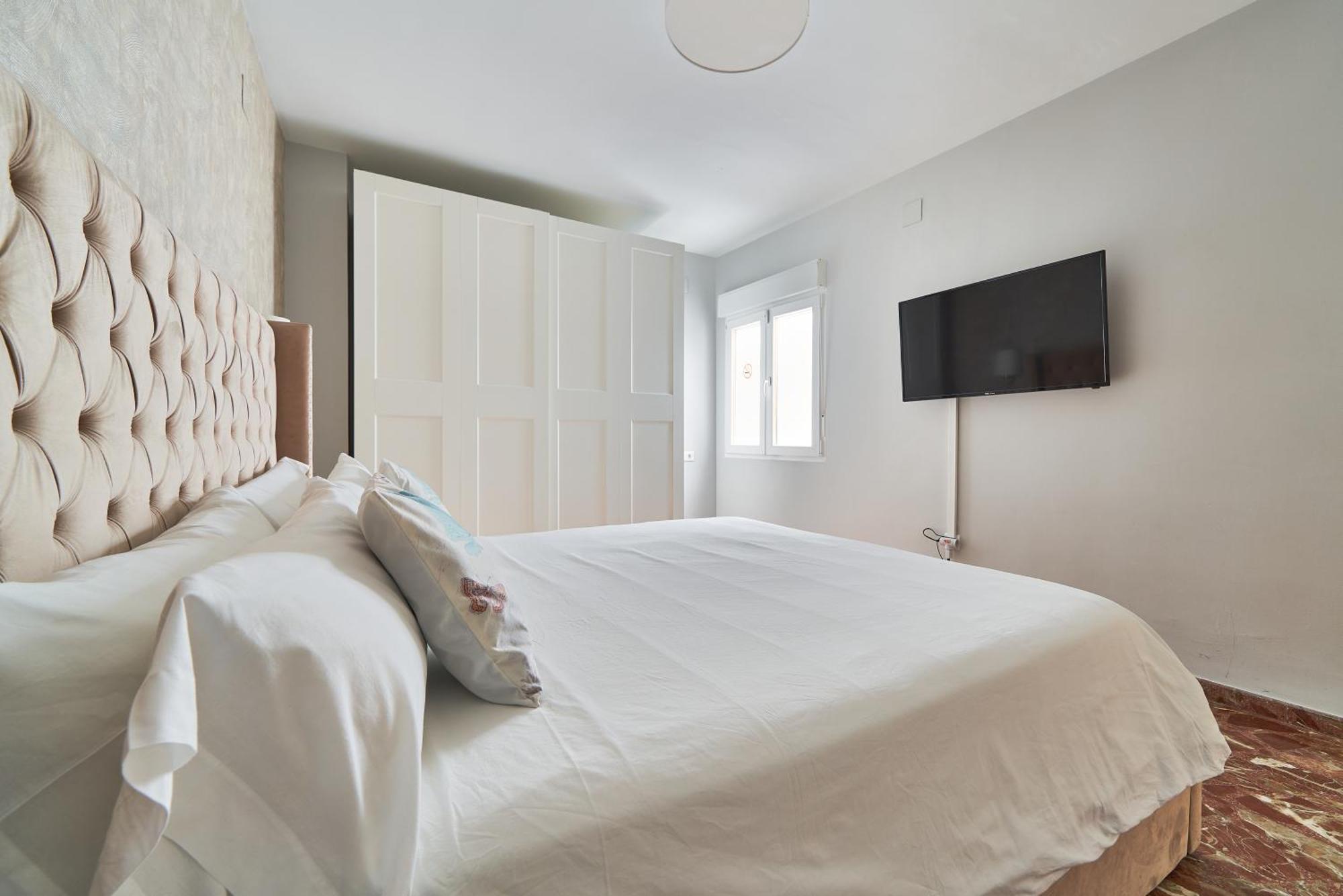 Sun-Kissed Getaway Apartment Malaga Bagian luar foto